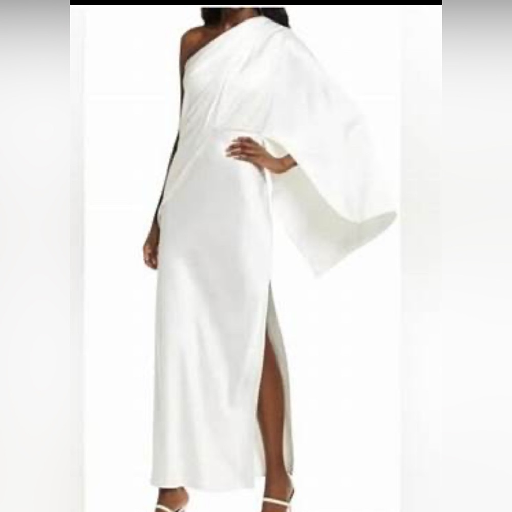 NWT Kelsie Significant Other ivory dress. Gorgeous!
